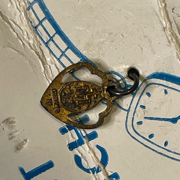 RARE new on original card Vintage 50s Virgin Mary Sterling Watch Charm - Picture 3 of 3